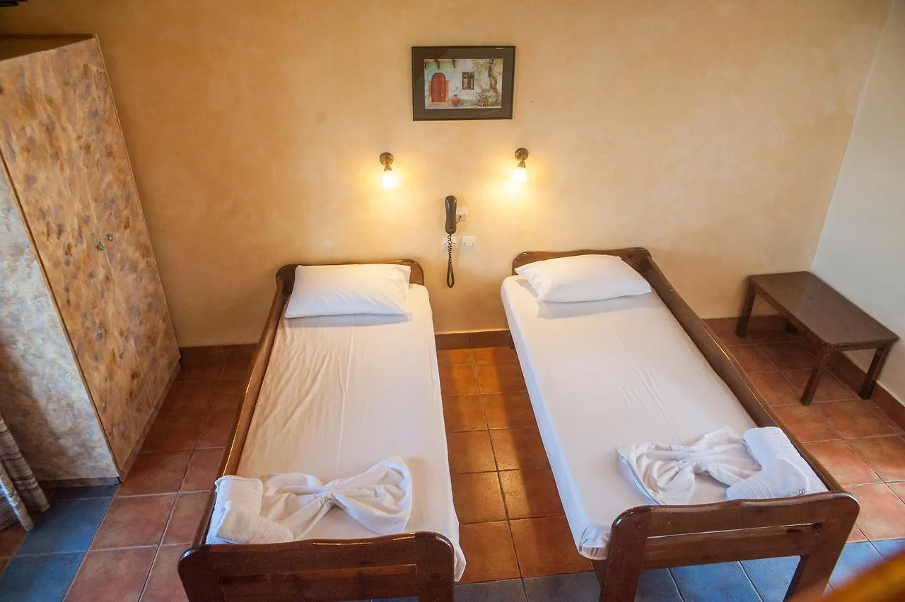 Mouikis Sun Village Lakithra Aparthotel